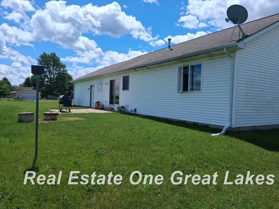 3863 Studor DR, Saginaw, MI 48601 - #3