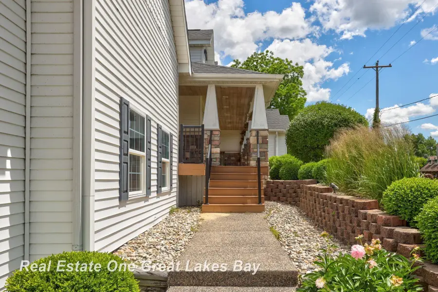 2530 N River RD, Saginaw, MI 48609 - #3