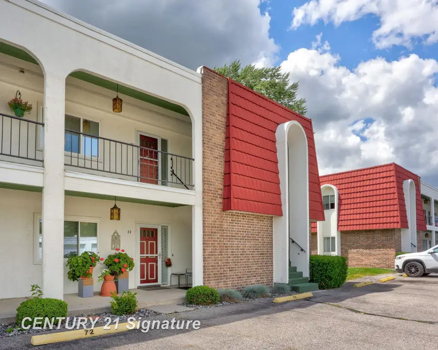 719 Kennely RD, Saginaw, MI 48609 - #3
