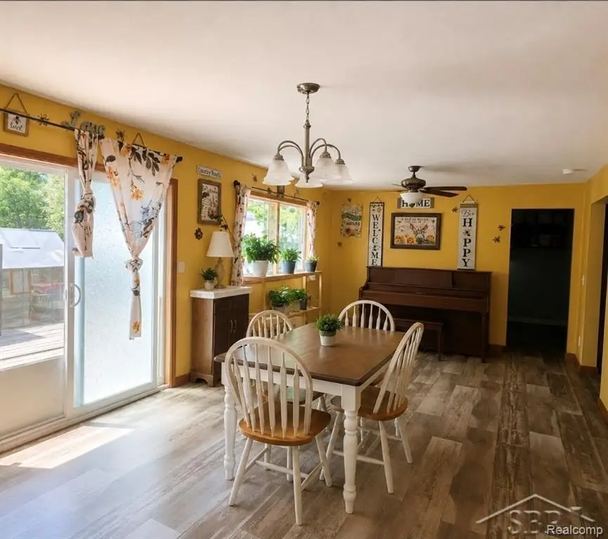 20 E Mier RD, Sanford, MI 48657 - #3