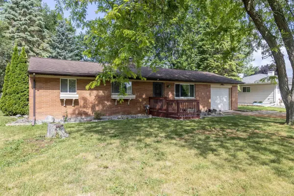 2835 Clayburn RD, Saginaw, MI 48603