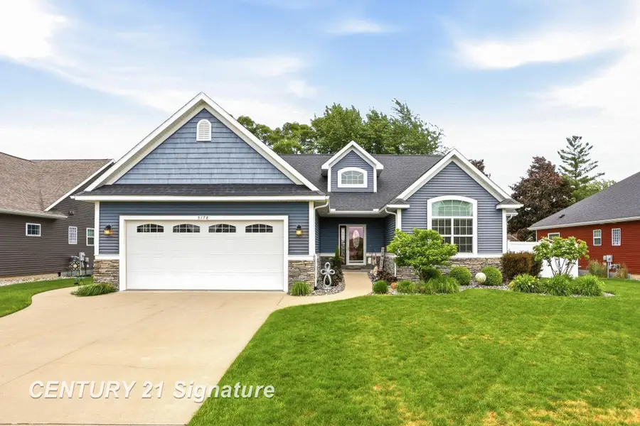 5178 Pebblestone LN, Saginaw, MI 48603 - #2