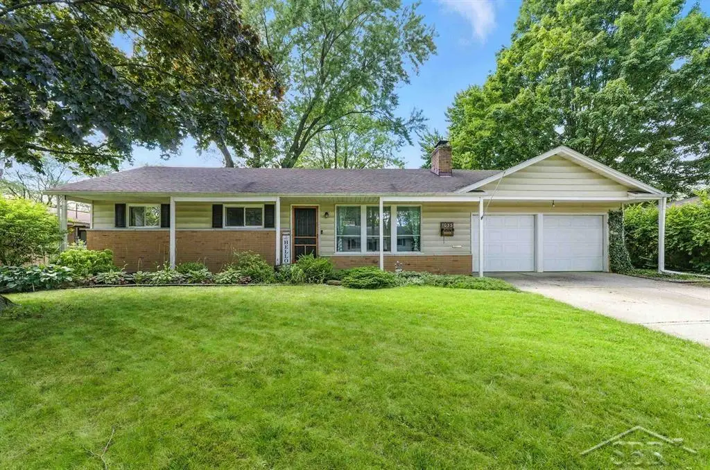 1033 Elmdale DR, Saginaw, MI 48602 - #1