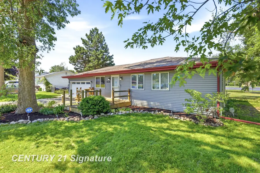 1438 Flanders DR, Saginaw, MI 48604 - #3