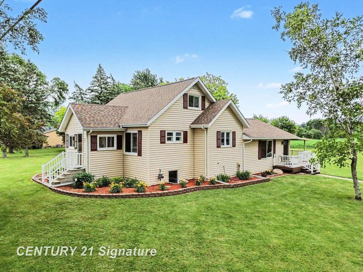763 W Salzburg RD, Auburn, MI 48611 - #1