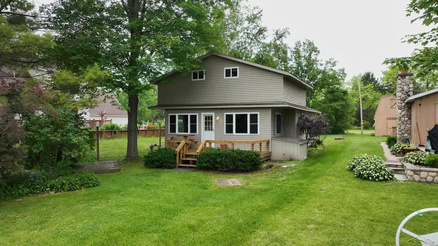 4344 Bay RD, Gladwin, MI 48624 - #3