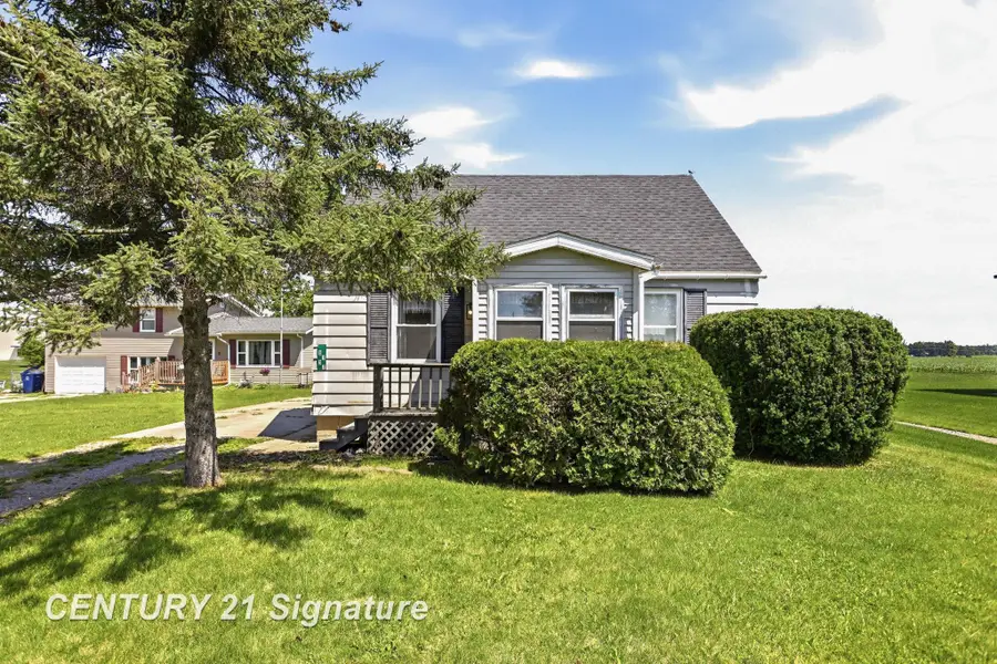 6737 Dixie HWY, Bridgeport, MI 48722 - #3