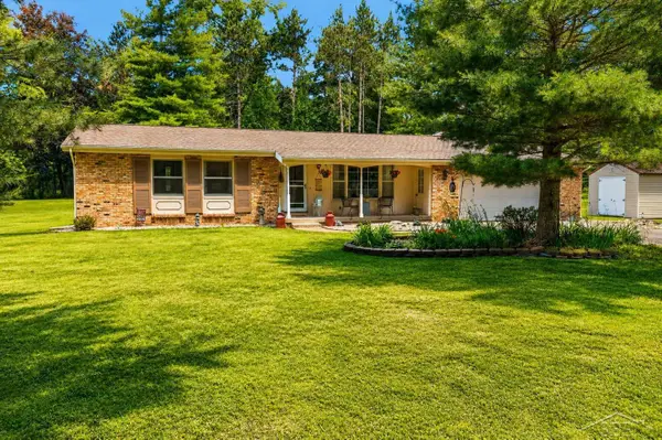 20440 Thornapple LN, BigRapids, MI 49307