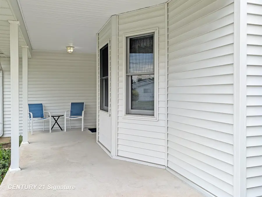 4870 CORALBERRY RD, Saginaw, MI 48604 - #2