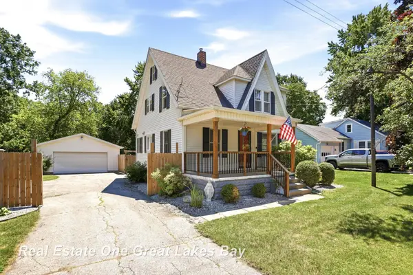 2250 Hemmeter RD, Saginaw, MI 48603
