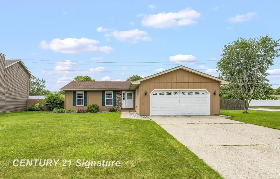 4159 Bradford DR, Saginaw, MI 48603 - #2