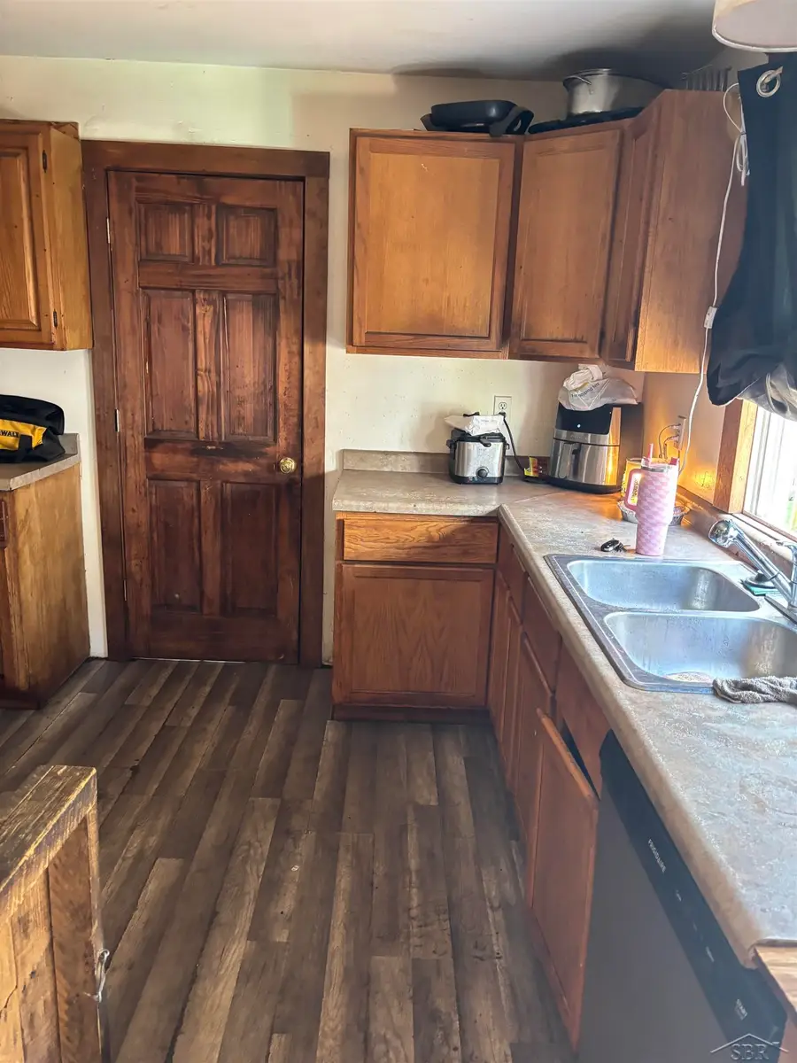 211 James ST, Dowagiac, MI 49047 - #3