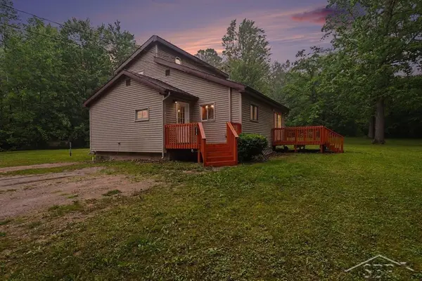 2626 Brady RD, Lupton, MI 48635