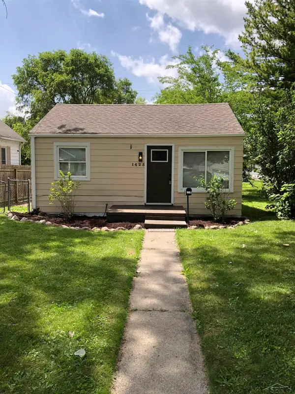1425 Cypress, Saginaw, MI 48602