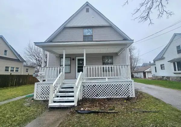 1015 S Webster ST, Saginaw, MI 48602