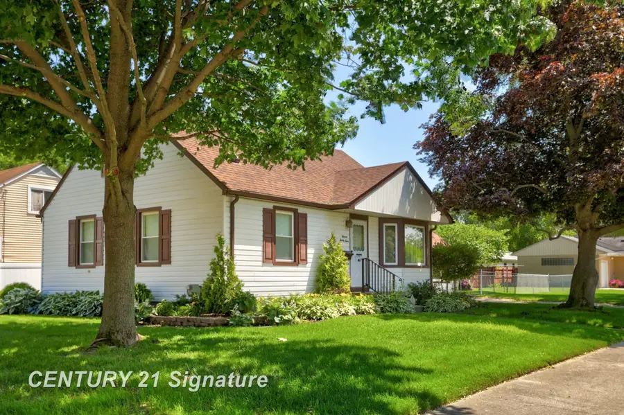 1134 Sutton ST, Saginaw, MI 48602 - #2