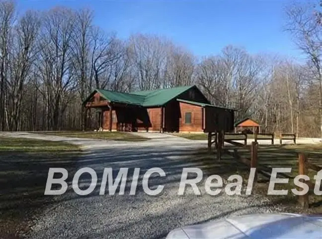 8222 Moorish RD, Taymouth, MI 48415 - #2