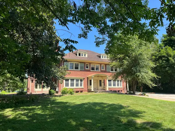 1647 S Washington AVE, Saginaw, MI 48607