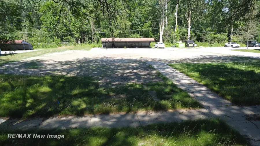 3681 Bernice DR, Saginaw, MI 48601 - #2
