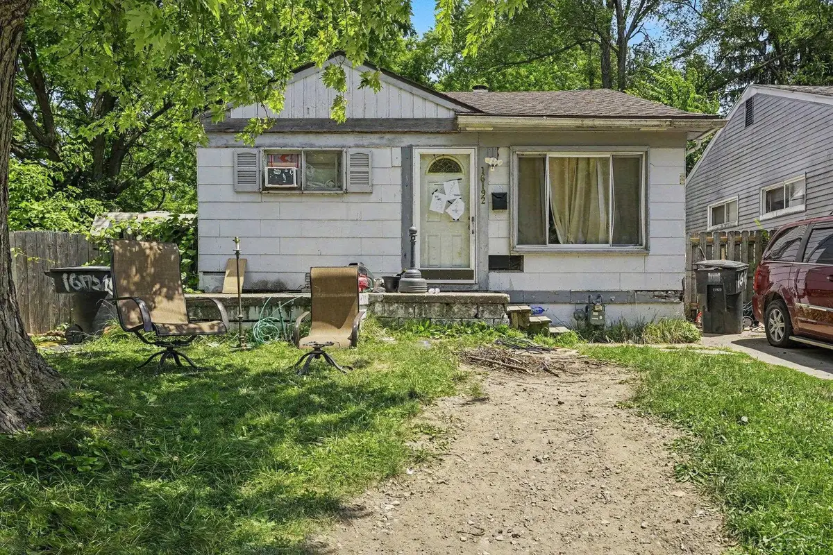 16192 Fenton ST, Detroit, MI 48219 - #1