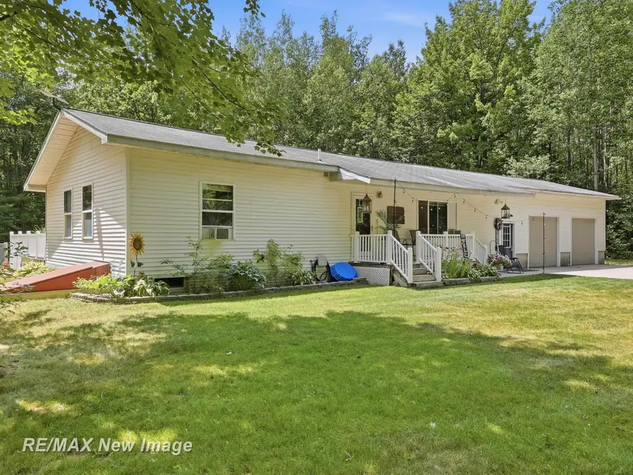 3829 155th AVE, Hersey, MI 49639 - #2