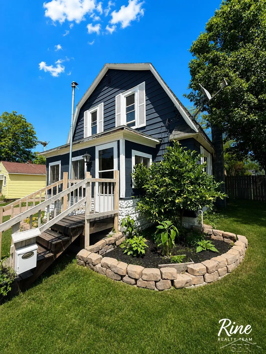 601 S North ST, Otsego, MI 49078 - #1