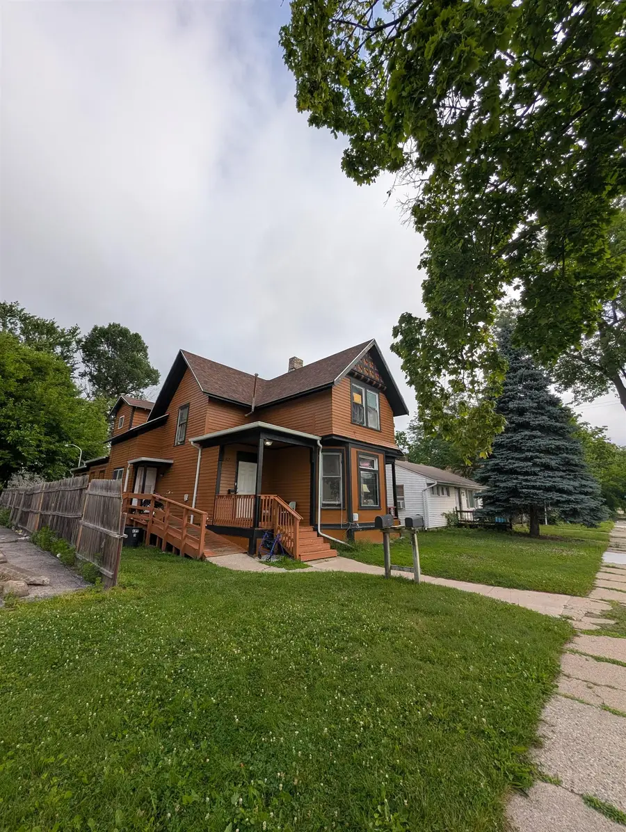 417 N Fayette ST, Saginaw, MI 48602 - #3