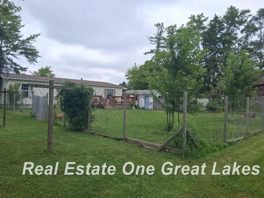 315 Brady ST, Oakley, MI 48649 - #3