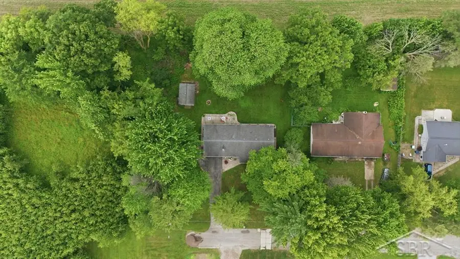 3875 Meadow DR, Freeland, MI 48623 - #2