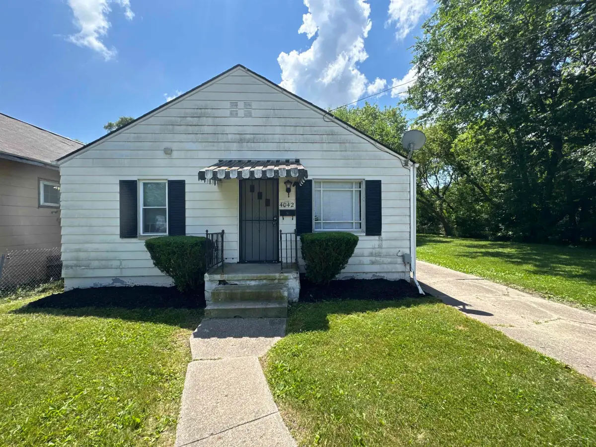 4042 Webber ST, Saginaw, MI 48602 - #1