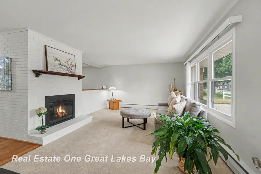 2535 E Greendale DR, Saginaw, MI 48603 - #3