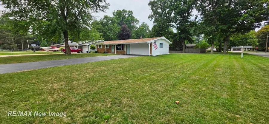 1050 Curwood RD, Saginaw, MI 48609 - #2