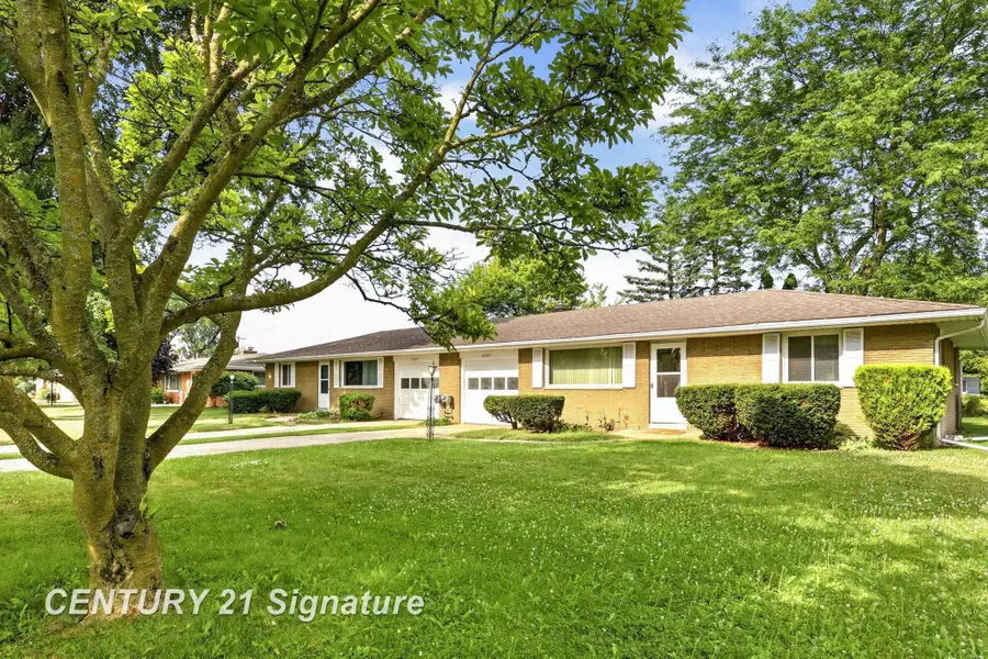 2955 Whitfield DR, Saginaw, MI 48603 - #2