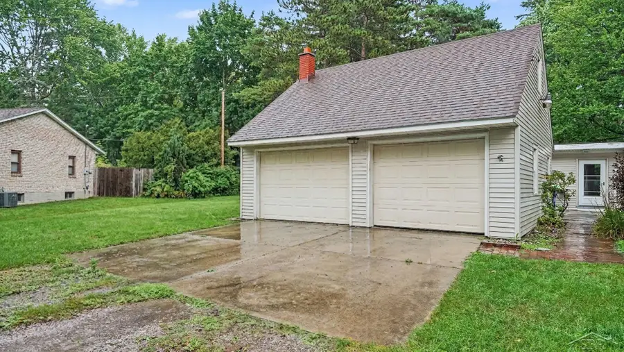 4810 Brockway RD, Saginaw, MI 48638 - #3
