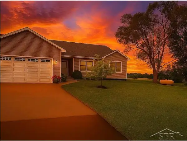 2597 N Hemlock RD, Hemlock, MI 48626