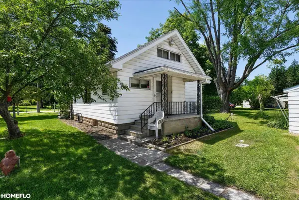 6058 Thomas ST, Davison, MI 48423
