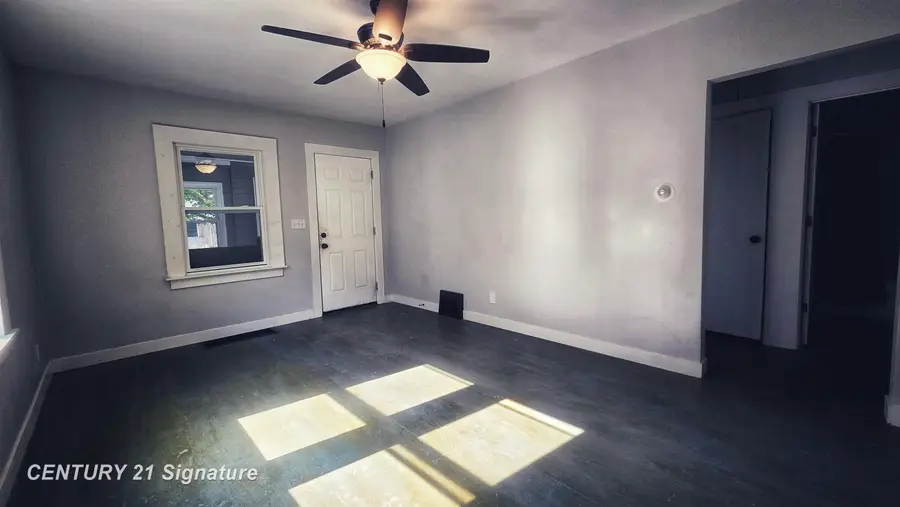 1516 Vermont ST, Saginaw, MI 48602 - #3