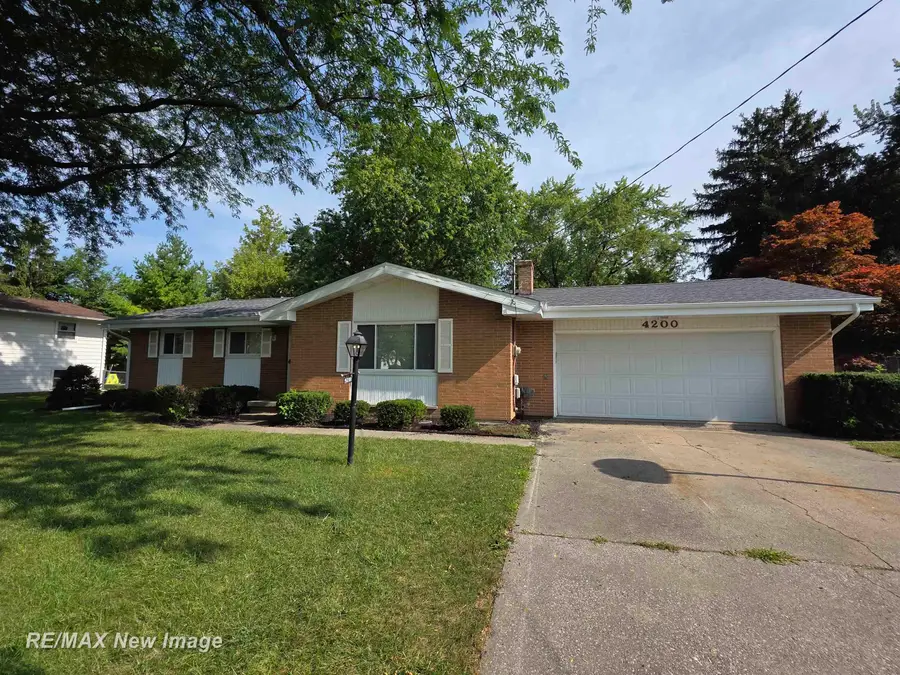 4200 S Wayside DR, Saginaw, MI 48603 - #3