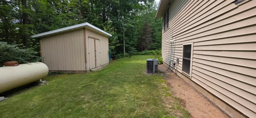 3371 Mill Station RD, Hale, MI 48739 - #3