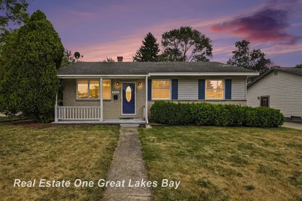 5111 Winston DR, SwartzCreek, MI 48473