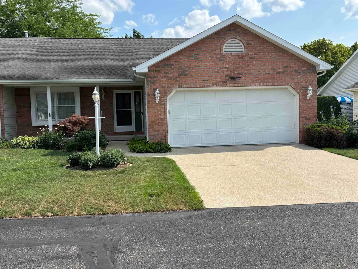 595 Summergreen DR, Frankenmuth, MI 48734 - #1