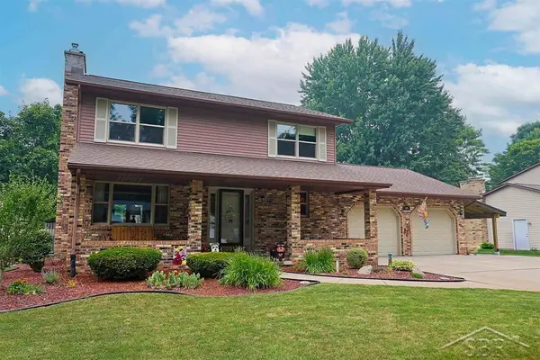 500 Sylvan LN, Midland, MI 48640