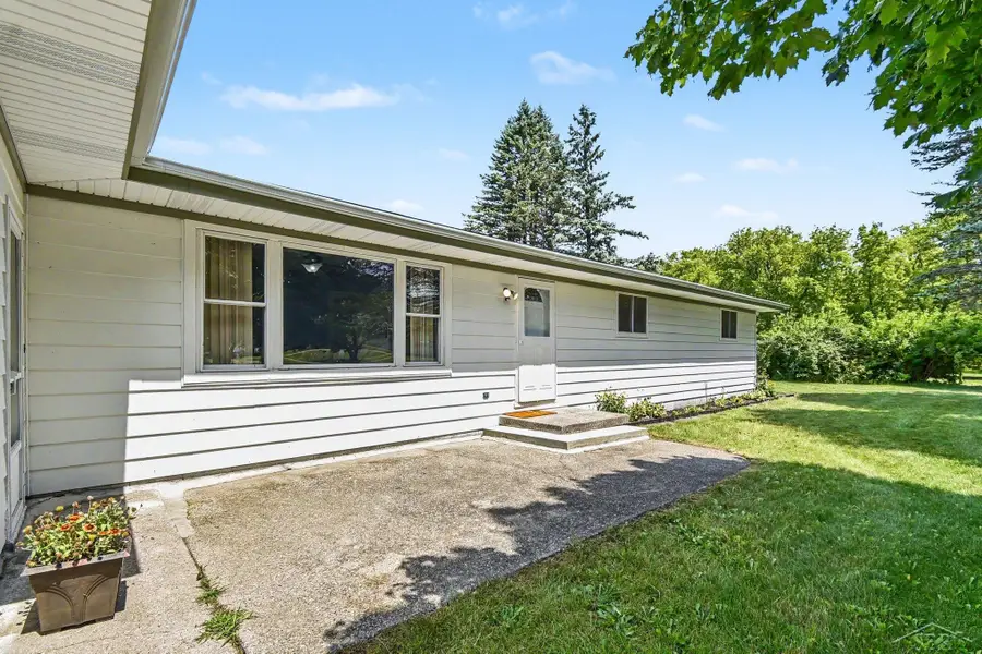 14460 Collier RD, Hemlock, MI 48626 - #2