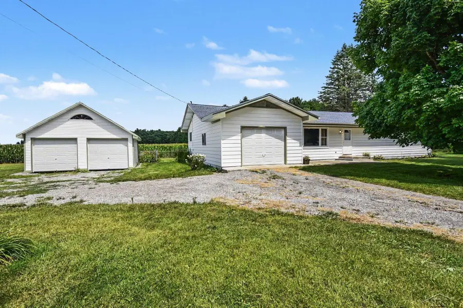 14460 Collier RD, Hemlock, MI 48626 - #3