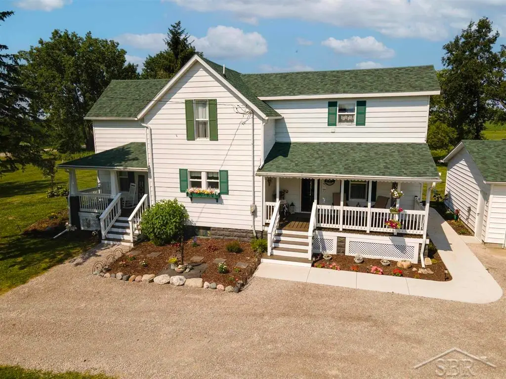 688 W Townline 14 RD, Auburn, MI 48611 - #1
