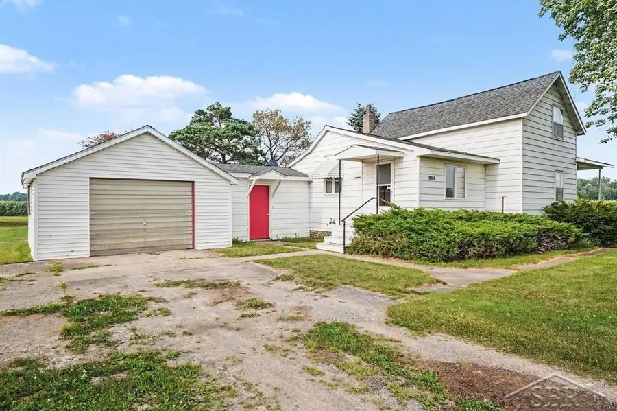 11125 E Jefferson RD, Wheeler, MI 48662 - #2