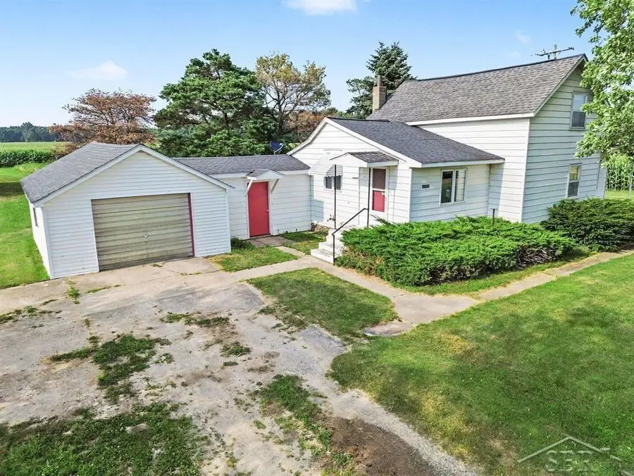 11125 E Jefferson RD, Wheeler, MI 48662 - #3