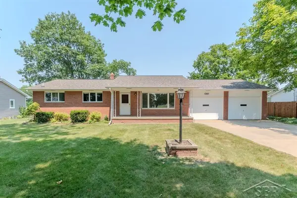 8908 Kochville RD, Saginaw, MI 48603