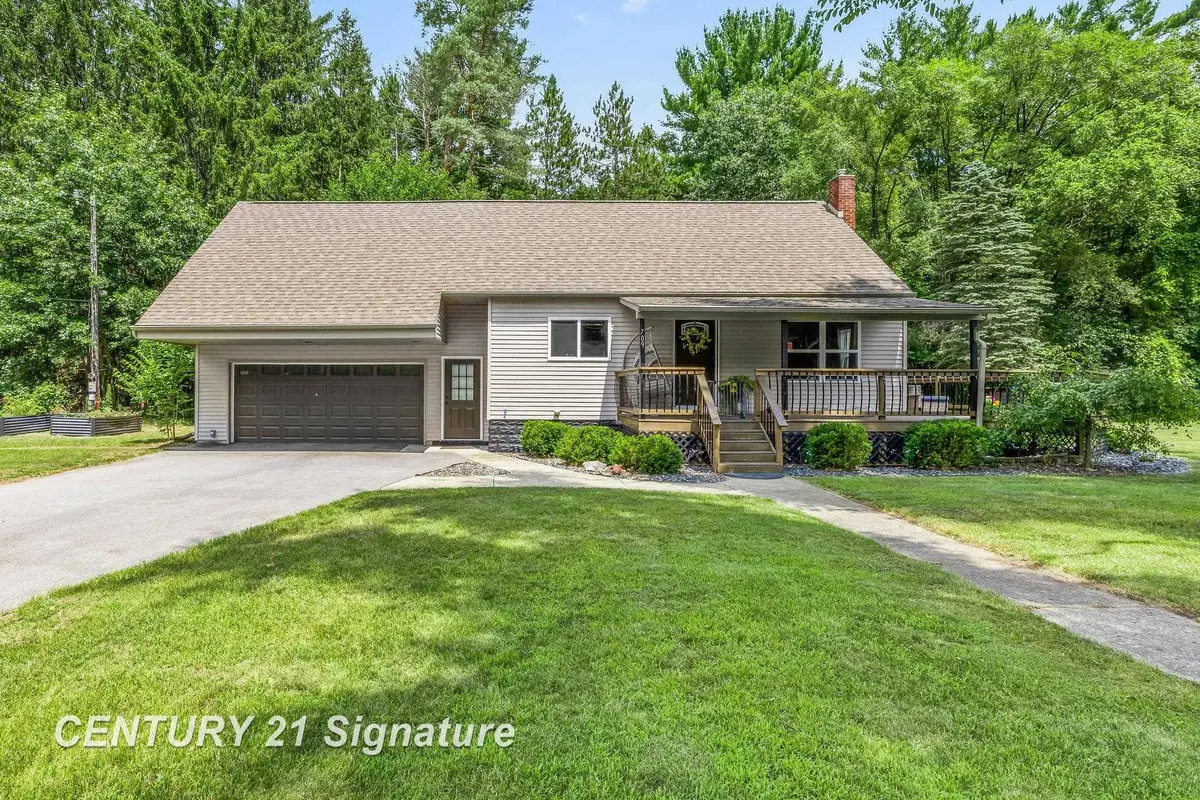 709 E Miller, Midland, MI 48640 - #1
