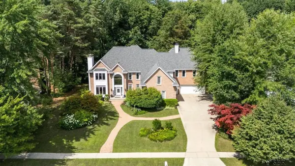 5004 Warblers WAY, Midland, MI 48640